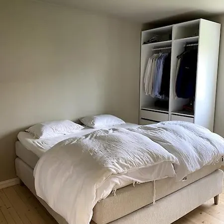 Apartment For Ons Right By The Center! *